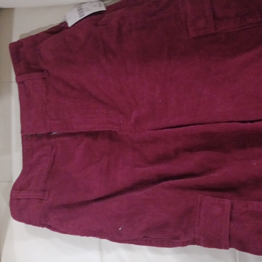Pant/Long woven burgundy pants